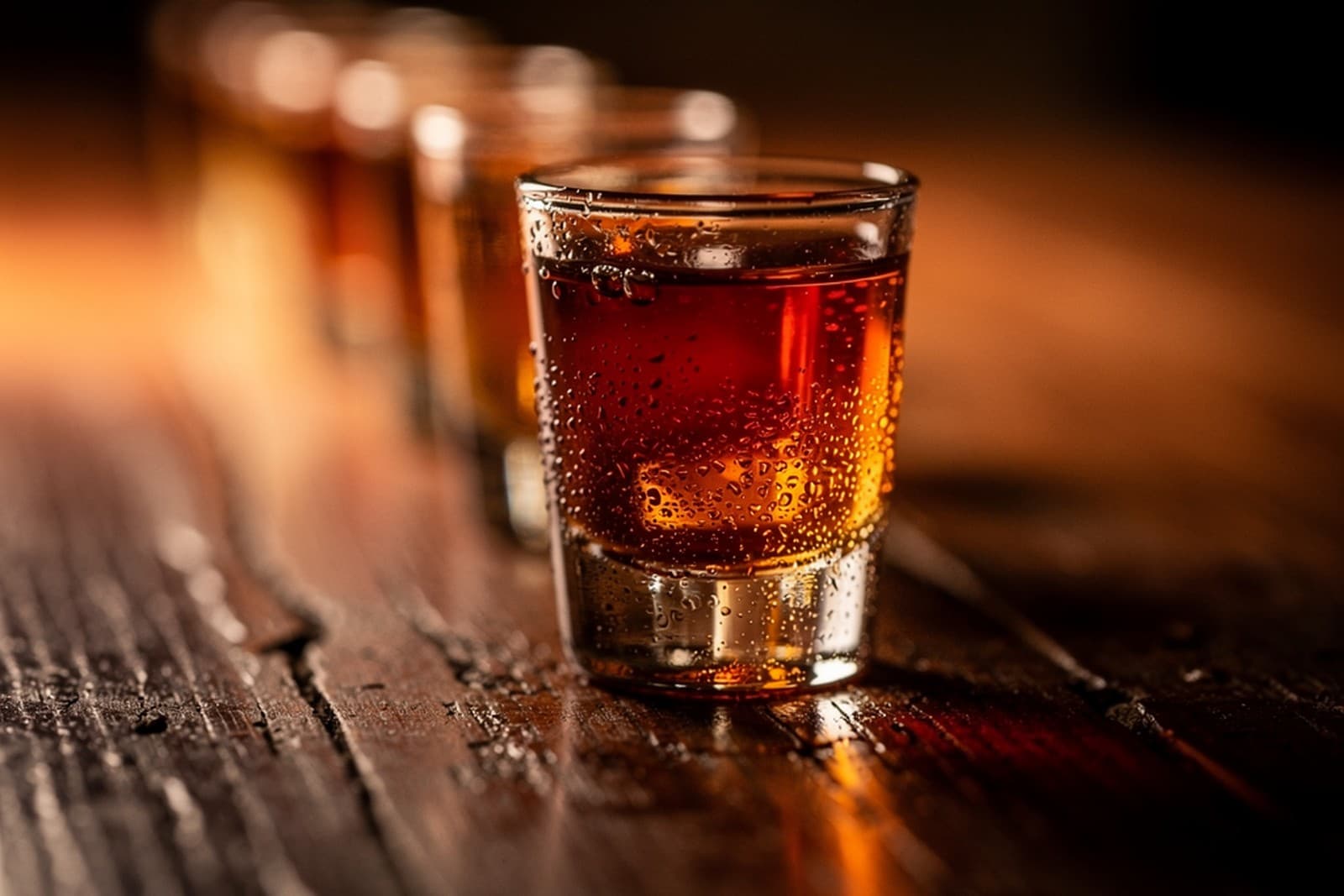 Rakija istriana in bicchierini da degustazione